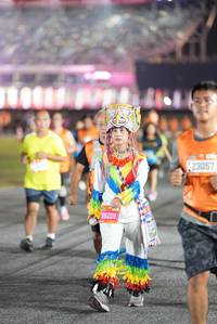 BIB: 68209, 23057
                            <button type="button" onclick="openModal(19609403)" class="btn btn-primary btn-sm float-right btn-popup" data-toggle="modal" data-target=".modal-high-quality">
                        <i class="fas fa-shopping-cart"></i> Add to Cart
                    </button>
                                            <button type="button" onclick="isThisMe(19609403, true)" class="btn btn-success btn-sm float-right btn-popup btn-isme hidden" data-toggle="tooltip" data-placement="bottom" title="นี่คือรูปของคุณใช่ไหม คลิกที่นี่เพื่อเอาเข้าอัลบั้ม">
                        <i class="fas fa-plus"></i> Add to album
                    </button>
                    <button type="button" onclick="isThisMe(19609403, false)" class="btn btn-warning btn-sm float-right btn-popup btn-isnotme hidden">
                        <i class="fas fa-ban"></i> Remove from album
                    </button>